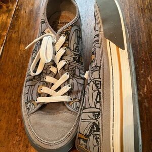 Timberland size 11 design leather sneakers